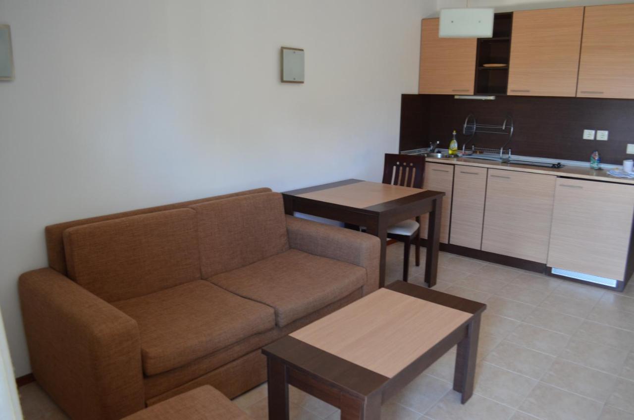 Trs Apartments Sozopol Bagian luar foto