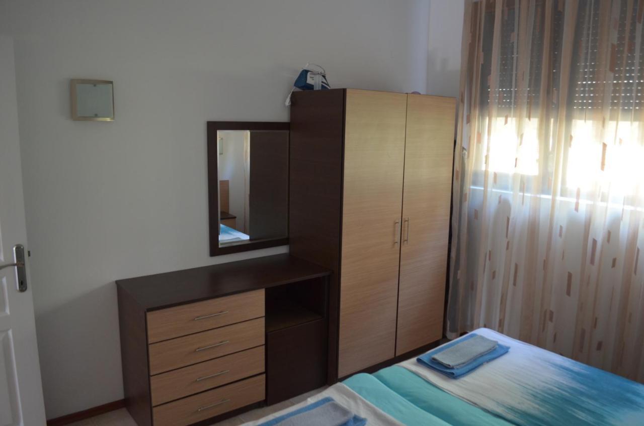 Trs Apartments Sozopol Bagian luar foto