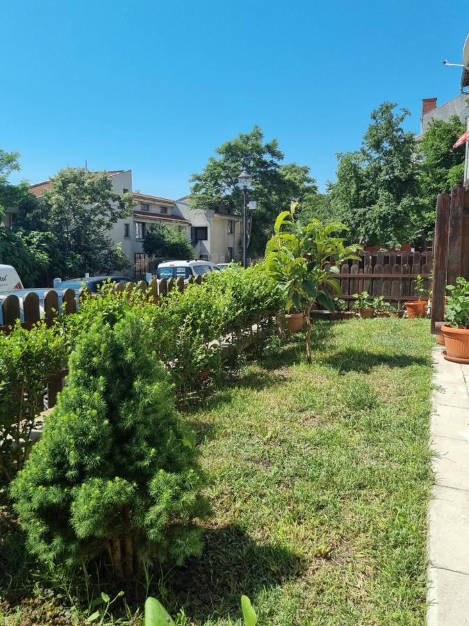 Trs Apartments Sozopol Bagian luar foto