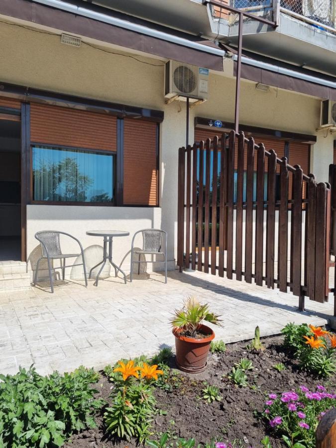 Trs Apartments Sozopol Bagian luar foto